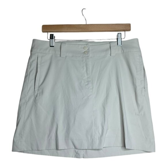 Nike Pants - Nike Golf Tour Performance Skort‎ size 8 Beige